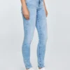 b0758c1799ba60e5fab1cb272c9a3f05839b9b7c Jeansy damskie skinny marmurkowe jasnoniebieskie Adela 138