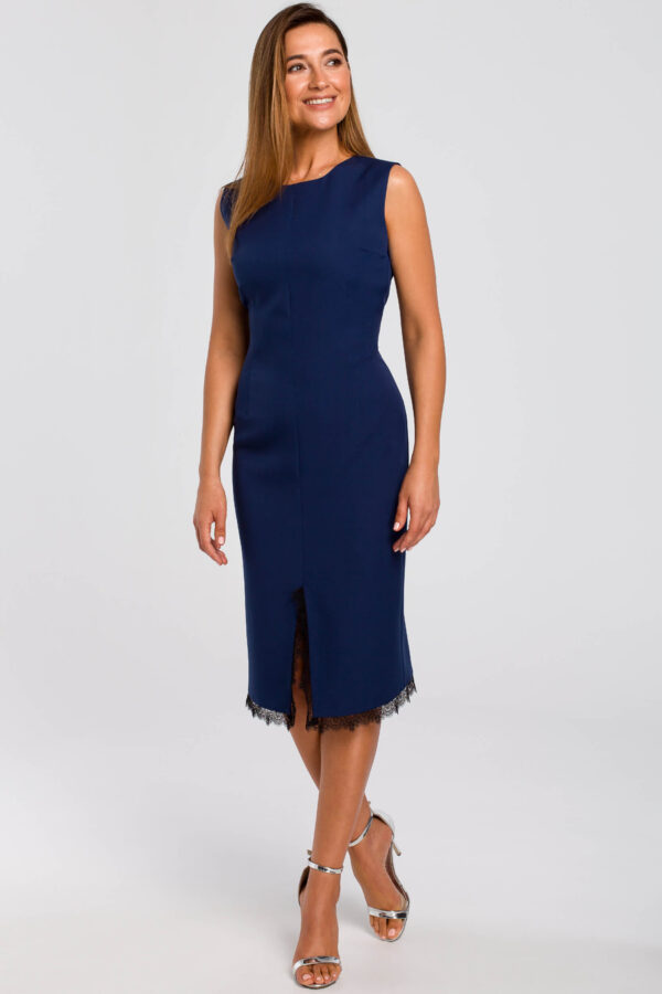 bcab9e449758c3bfc0a9ae0cb4da9c3f3840fb4c Elegancka sukienka ołówkowa midi rozcięcie na dole i koronka granatowa