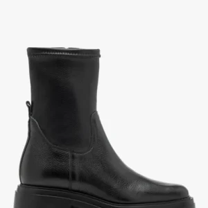 Botki damskie na lekkim spodzie z elastyczną cholewką