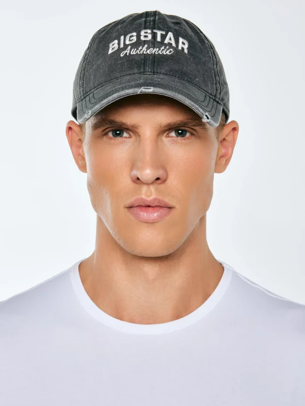 c34b312fe052e0bea6437d0c14aa7361b9bde260 Czapka z daszkiem jeansowa z efektem postarzania czarna Densi 906