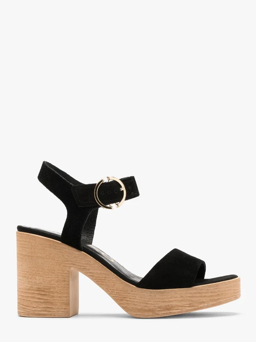Czarne welurowe sandały na masywnej platformie