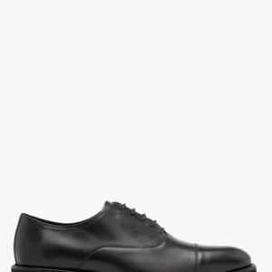 Czarne półbuty męskie na lekkim spodzie