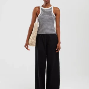 d1f1133e478fb39d1b8d15addc5a0dc49615380e Koszulka damska na ramiączkach w prążek biało-granatowa Livia 403