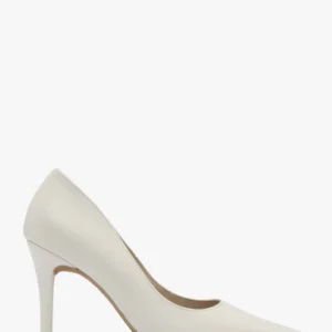 Kremowe czółenka na wysokim obcasie