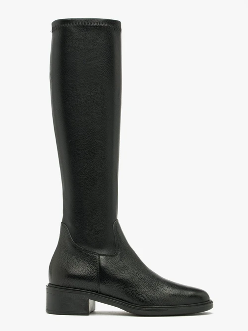 Czarne kozaki elastyczne z wąską cholewką