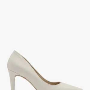 Kremowe czółenka na szpilce