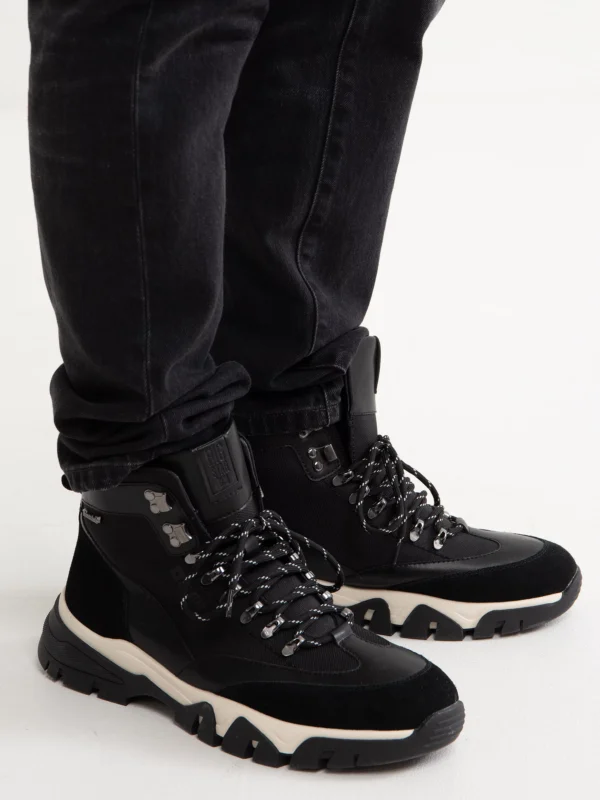 dfc51a5a05a0bad8e7ed1a5aa02527c21d935563 Buty męskie trekkingowe ze skóry naturalnej czarne OO174182 906