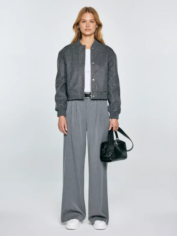 Spodnie damskie z szeroką nogawką w prążek szare Elvie 902