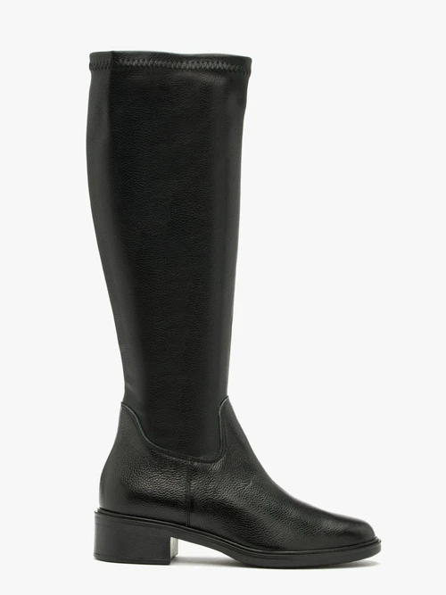 Czarne kozaki elastyczne z szeroką cholewką