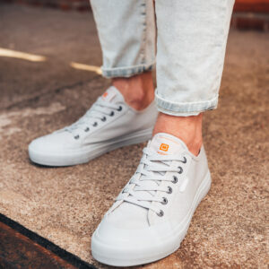 Krótkie trampki męskie monokolor - szare V2