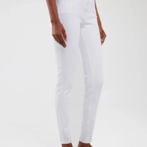 f676884f5ce0a51e11fc13e4e6e9dcadfa9f73ea Jeansy damskie push up z wysokim stanem białe Melinda High Waist 101