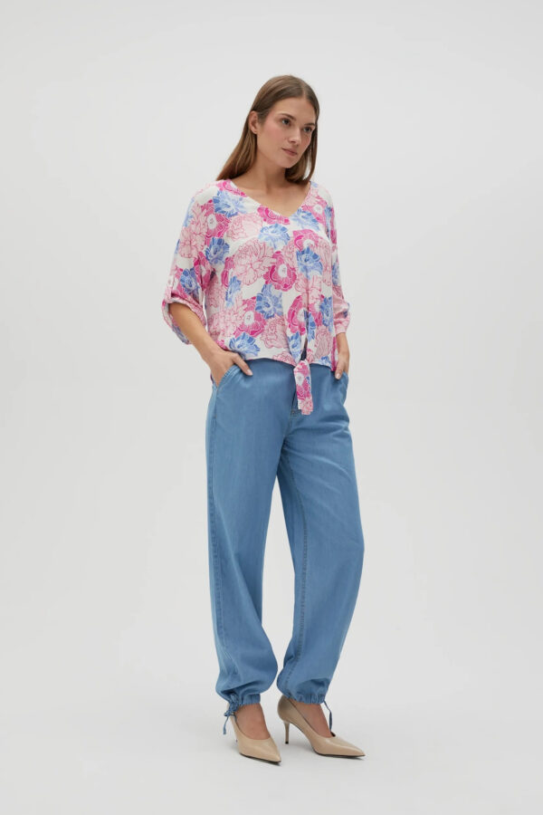 Bawełniane spodnie z wiązaniem na nogawkach niebieskie