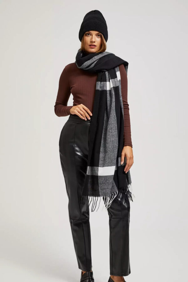 Prążkowana czapka czarna