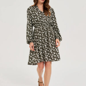 05faecd0162cf61e098c7ba1794f84b1b3dea7e9 Rozkloszowana sukienka w kwiaty oliwkowa