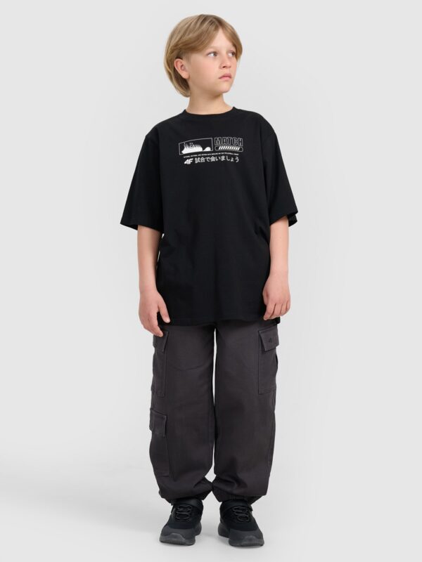 4F T-shirt oversize z nadrukiem chłopięcy - czarny 122 (6-7 lat)
