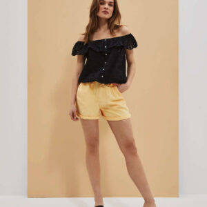 Szorty z podwiniętą nogawką