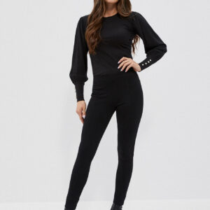 Czarne legginsy z przeszyciami