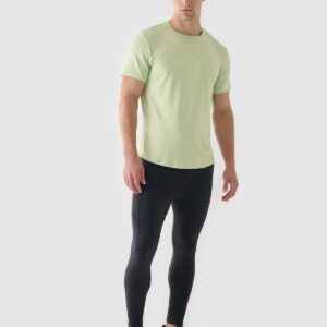 1421b38e685d17f13b2b8d29698cb65b68893120 4F Koszulka treningowa regular szybkoschnąca męska - zielona