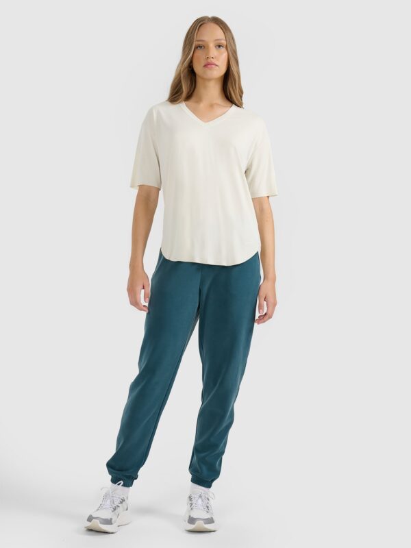 4F T-shirt oversize z modalem damski - beżowy