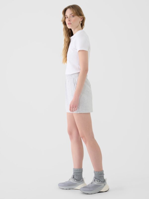 15e3e74188149f78708a4e20940b3a1ad6fbfa9f 4F Spodenki dresowe damskie - szare