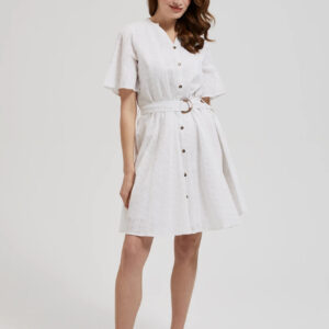 177b87823b16dcfdc3a39884188bdbe019dcdfcb Sukienka zapinana na guziki z paskiem biała