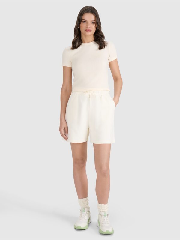 18a777ce33e5726017e0a4a8d025c199bdf9833b 4F T-shirt slim z waflowej dzianiny damski - biały