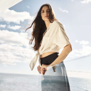 18e8775b6b291ca3db20ac66f048b71044be7c83 Lniana koszula z wiązanie