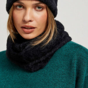 Gładki komin czarny