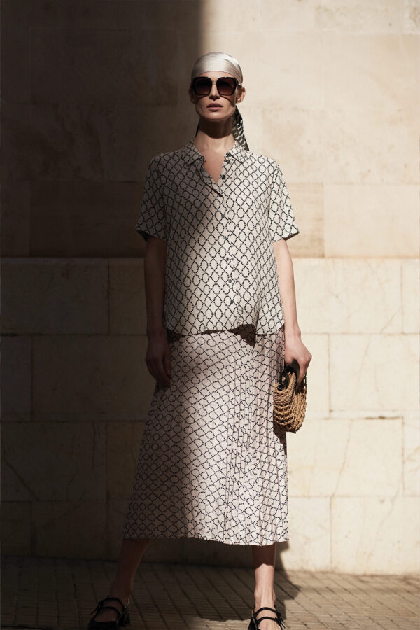 1cccea411087ebc198e522e7afbd7929fa4a6537 Plisowana spódnica midi beżowa