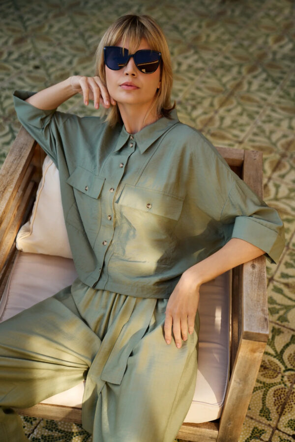 1efcda7beed067778be8f980ab82c96c2c52834f Krótka koszula z wiskozy oliwkowa