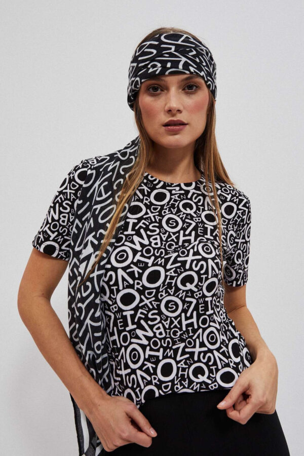 2512616d89901915a4b5f00af9ef8f88f0a76de1 Dopasowny t-shirt