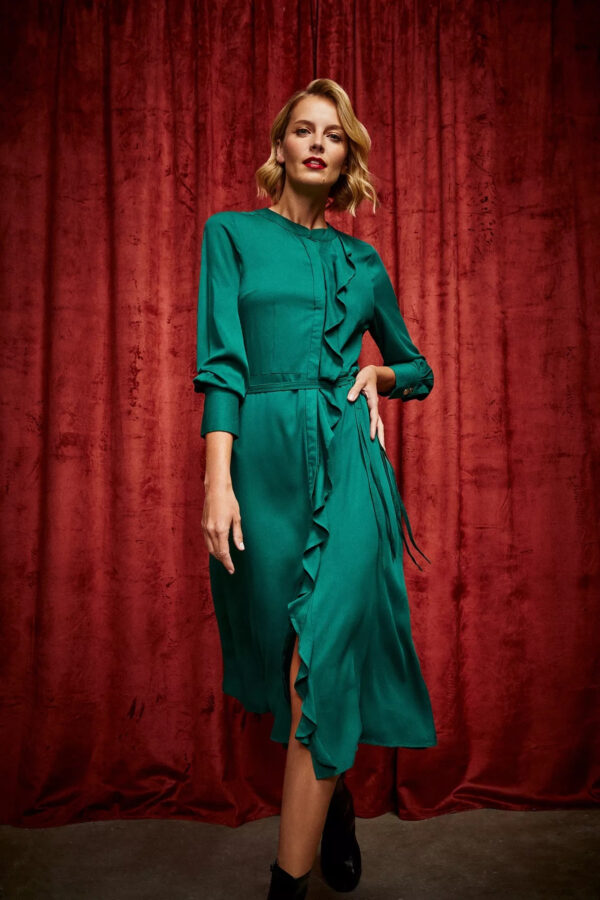 292ea5c8531003a73358359a4aca08fbeefef34e Sukienka midi z falbaną szmaragdowa