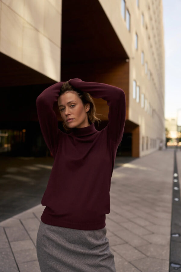 Gładki golf burgundowy