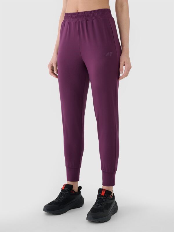 2c849ddc48d7b1b6162c960bb738bf29d5243209 4F Spodnie treningowe szybkoschnące damskie - fioletowe