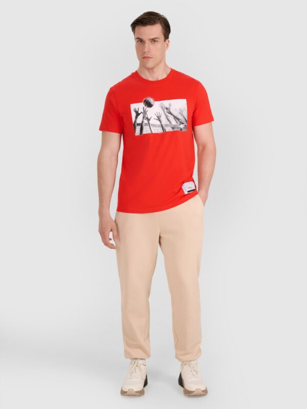 4F T-shirt regular z nadrukiem siatkarskim męski - czerwony