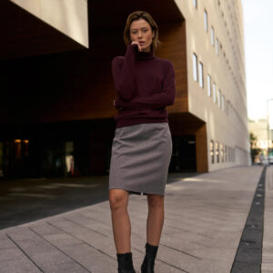 328f976d2b5391111017ca7bc348f1903e2d1bfe Ołówkowa spódnica szara