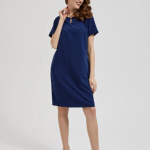 35d30edd0c7a3c6f83e6446180422077c85d9c96 Prosta sukienka o długości przed kolano granatowa