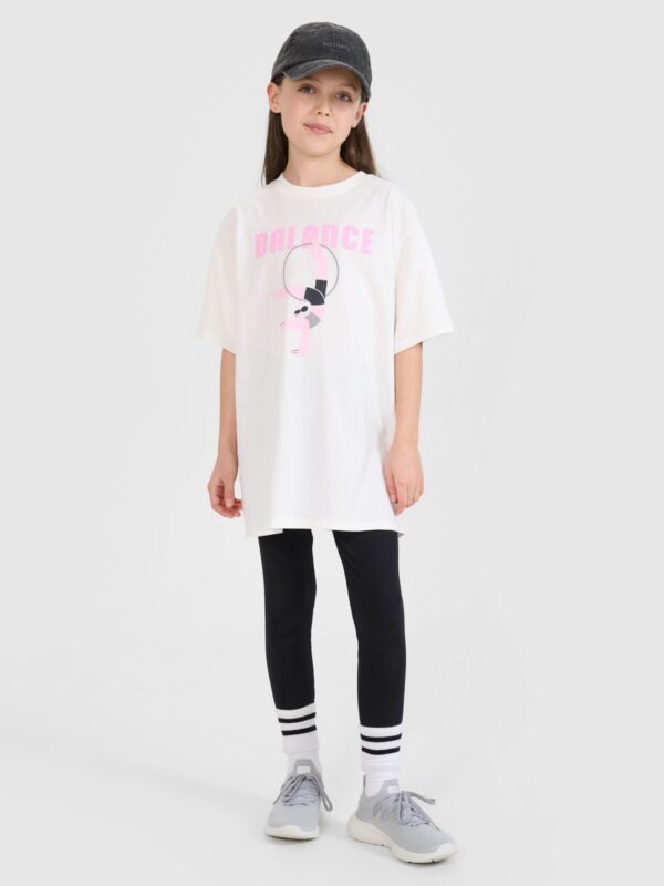 381bee0e338bf630215e50e24d2562ad319283fa 4F T-shirt oversize z nadrukiem dziewczęcy - biały 158 (12-13 lat)
