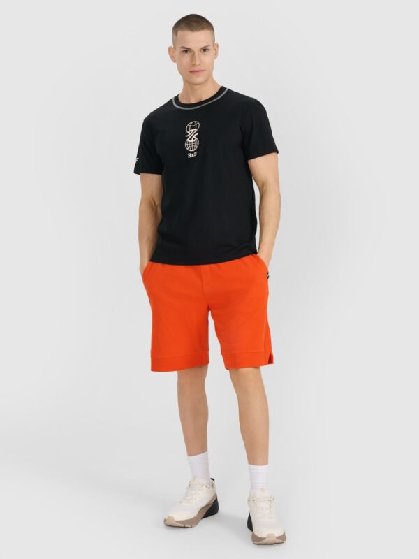 4F T-shirt regular z nadrukiem męski - czarny