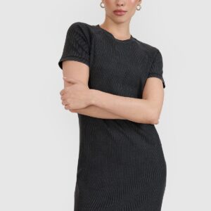 4F Sukienka midi z prążkowanej dzianiny damska - czarna