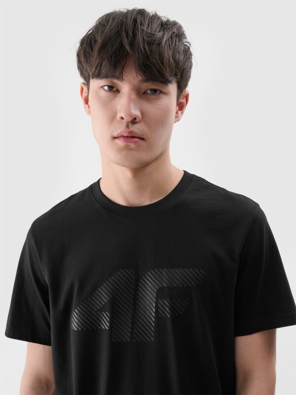 39d9aa61a7085ec0c81166d6ad11f255c036e59b 4F T-shirt regular z nadrukiem męski - czarny