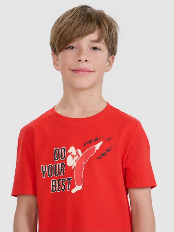 3d071715c4b9b729d40bed4ea4ab2edd6c660b41 4F T-shirt regular z nadrukiem chłopięcy - czerwony 122 (6-7 lat)