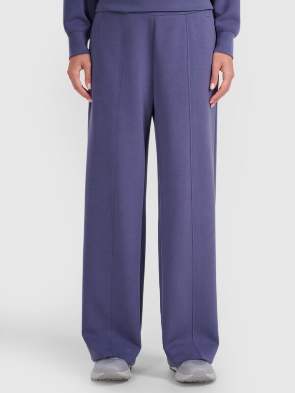 409482a47a81e46a7724ccbac4b58a1a88b9d2ef 4F Spodnie dresowe z szerokimi nogawkami z modalem damskie - granatowe