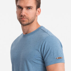 Męski t-shirt fullprint z kolorowymi literami - niebieski denim V4