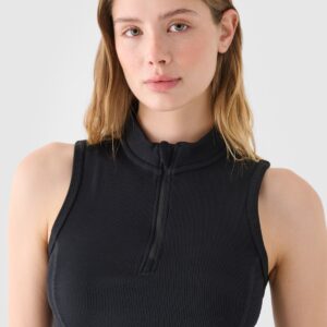 4F Top slim z prążkowanej dzianiny damski - czarny