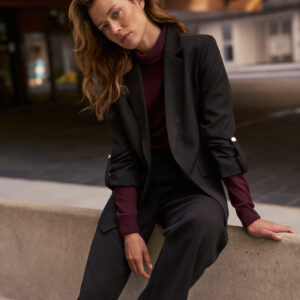 43a5c17e2f462cbb8301d8c558895b56df8b8397 Marynarka z rękawami 3/4 czarna