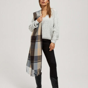 Szalik w kratę z frędzlami brązowy