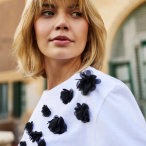 T-shirt z aplikacją biały