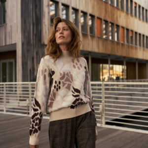 Wzorzysty sweter beżowy