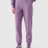4F Spodnie dresowe joggery damskie - fioletowe